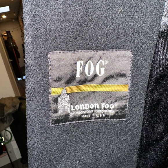 Vintage Black London Fog Wool Coat | 100% Wool Made in USA | Sz 8 regular - Picture 5 of 7